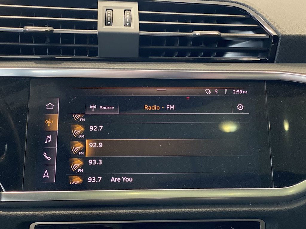 Thumbnail: 2020 Audi Q3 - 12