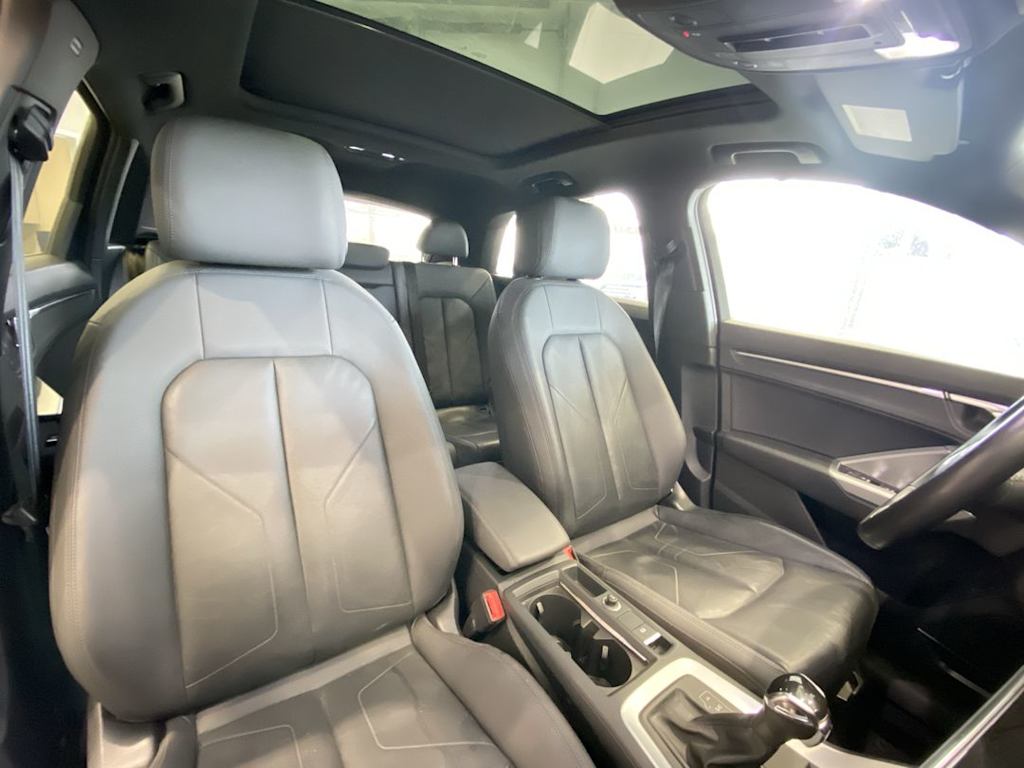 Thumbnail: 2020 Audi Q3 - 10