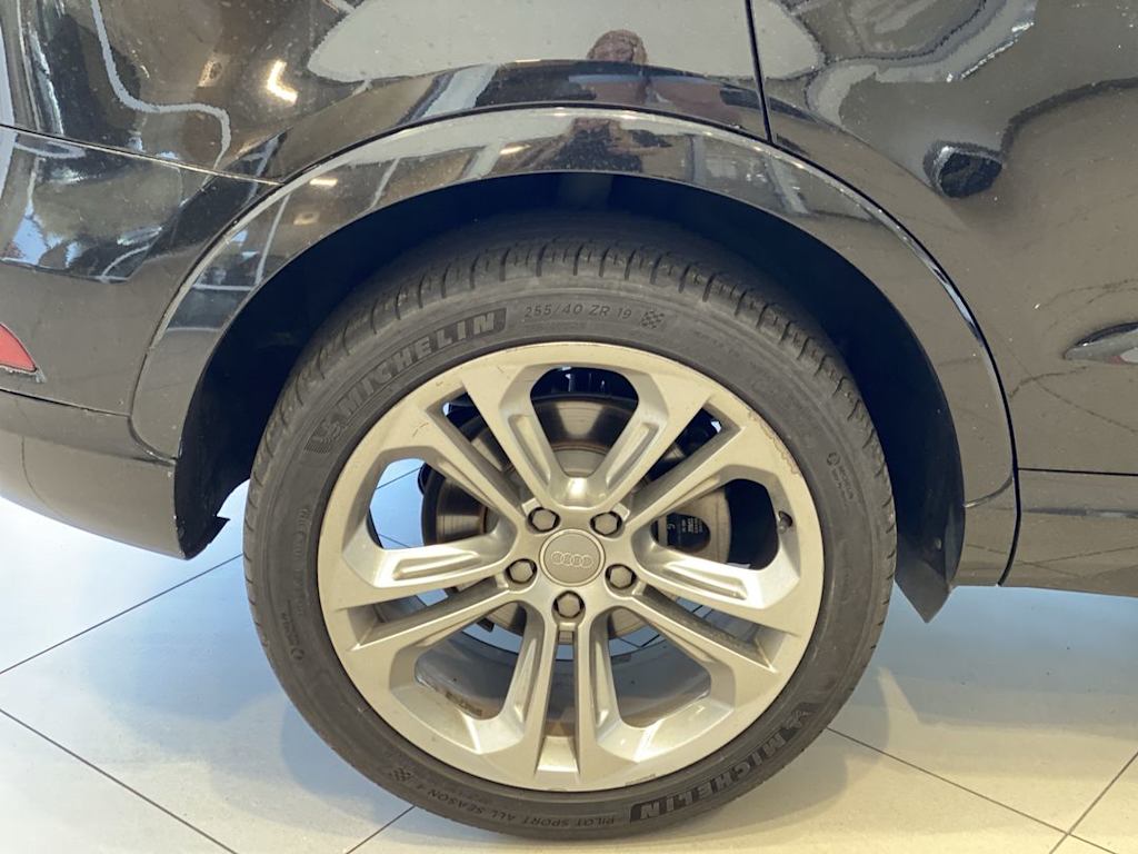 Thumbnail: 2018 Audi Q3 - 8