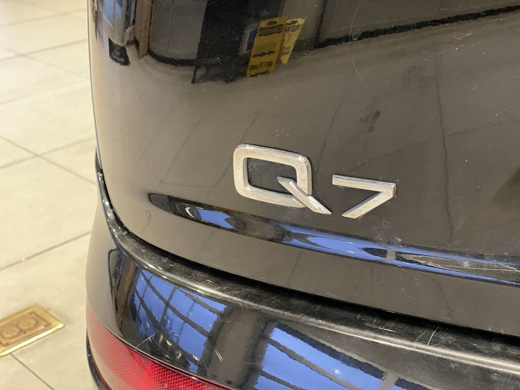 Thumbnail: 2019 Audi Q7 - 6