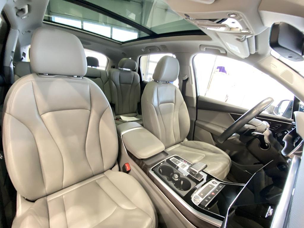 Thumbnail: 2021 Audi Q7 - 10