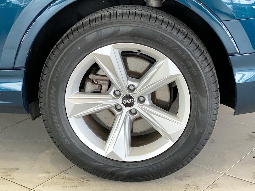 Thumbnail: 2021 Audi Q7 - 7