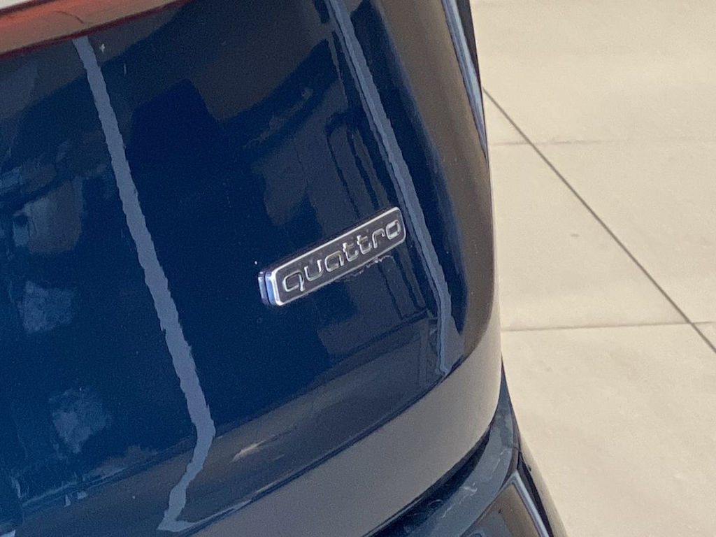 Thumbnail: 2021 Audi Q7 - 6