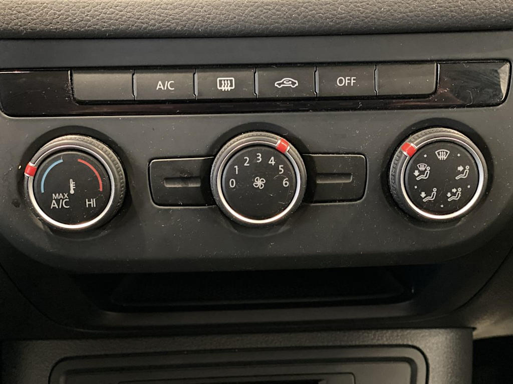 Thumbnail: 2017 Volkswagen Tiguan - 26