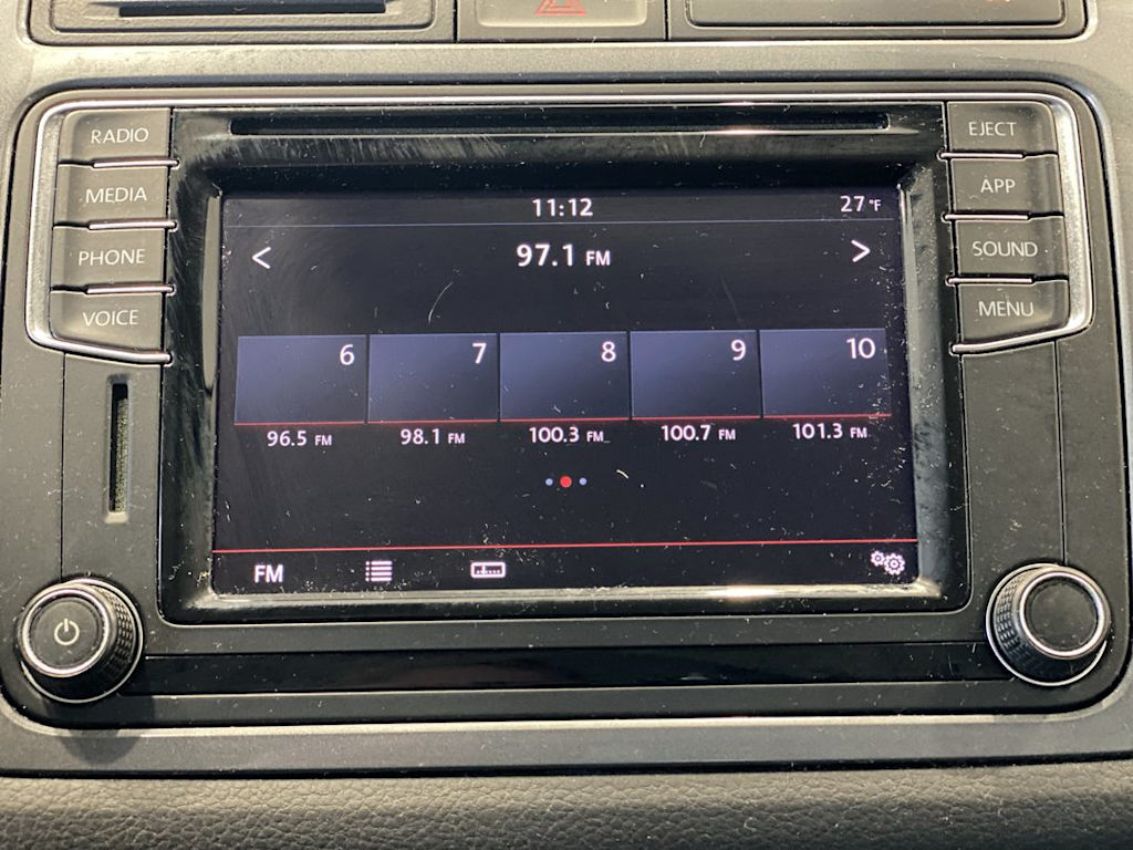 Thumbnail: 2017 Volkswagen Tiguan - 12