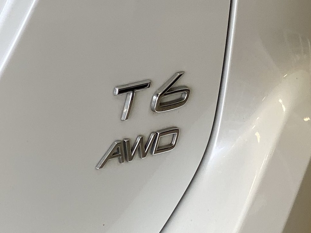Thumbnail: 2015 Volvo XC60 - 22