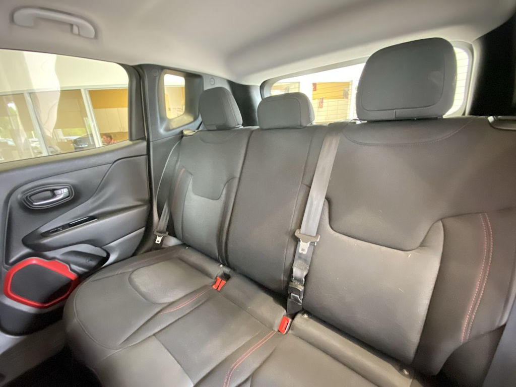 Thumbnail: 2015 Jeep Renegade - 12