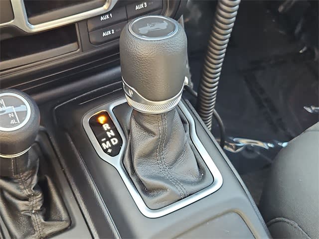 Thumbnail: 2021 Jeep Wrangler - 14