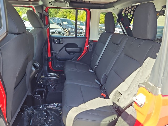 Thumbnail: 2021 Jeep Wrangler - 28