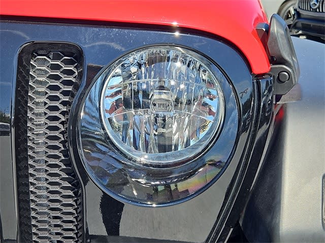 Thumbnail: 2021 Jeep Wrangler - 24