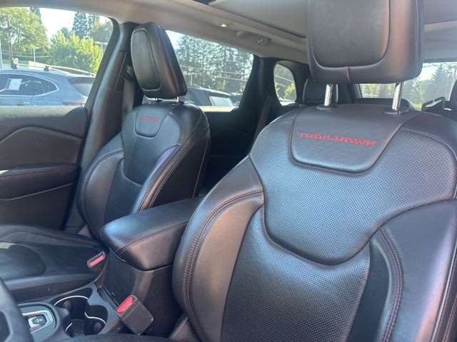 Thumbnail: 2019 Jeep Cherokee - 5
