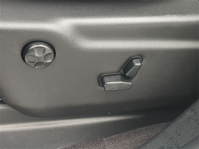 Thumbnail: 2016 Jeep Grand Cherokee - 26