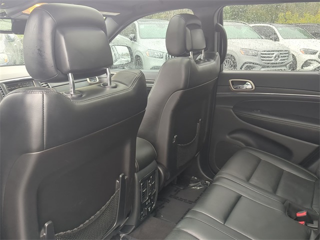 Thumbnail: 2016 Jeep Grand Cherokee - 12