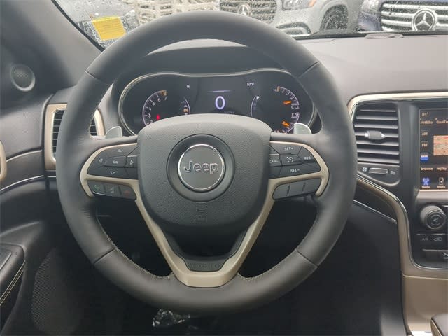 Thumbnail: 2016 Jeep Grand Cherokee - 13