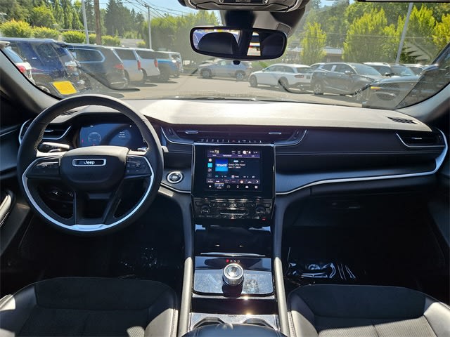 Thumbnail: 2023 Jeep Grand Cherokee - 9