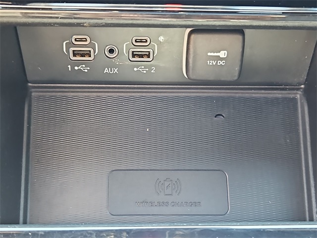 Thumbnail: 2023 Jeep Grand Cherokee - 37