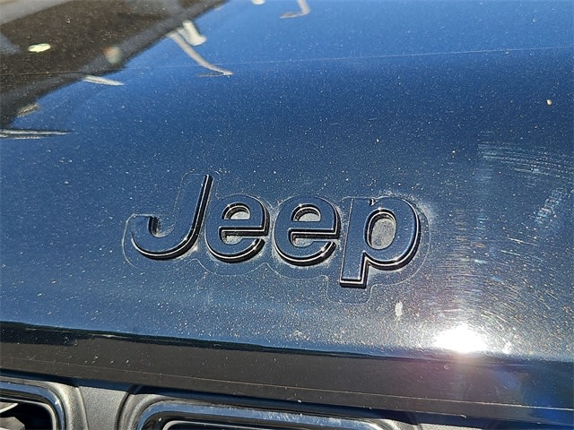 Thumbnail: 2023 Jeep Grand Cherokee - 6