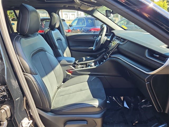 Thumbnail: 2023 Jeep Grand Cherokee - 11