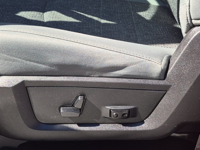 Thumbnail: 2015 RAM 1500 - 3