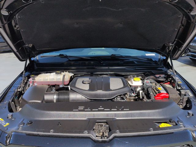 Thumbnail: 2025 RAM 1500 - 9