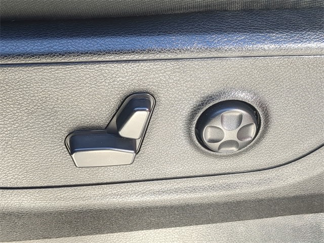 Thumbnail: 2020 RAM 1500 - 26