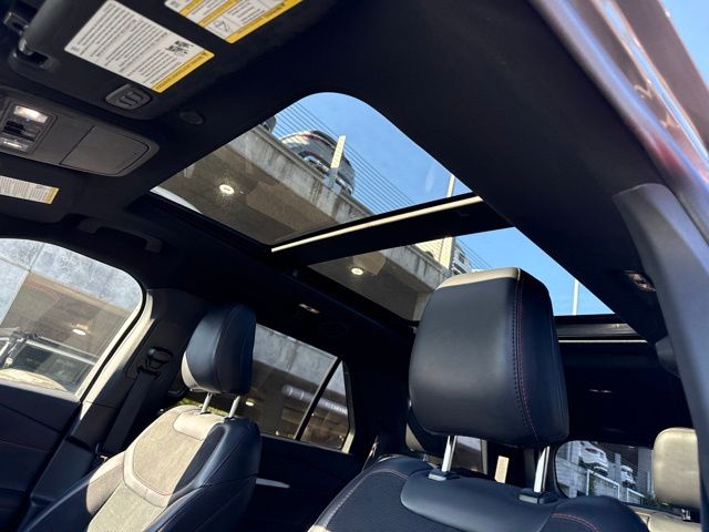 Thumbnail: 2025 Ford Explorer - 15
