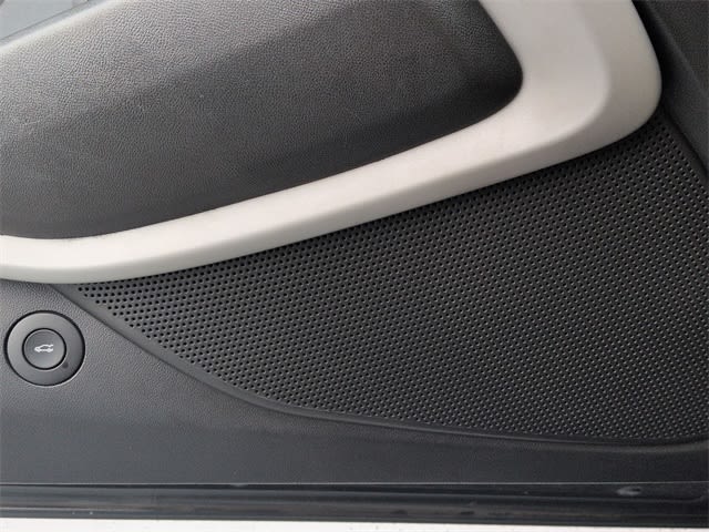 Thumbnail: 2018 Chevrolet Camaro - 35