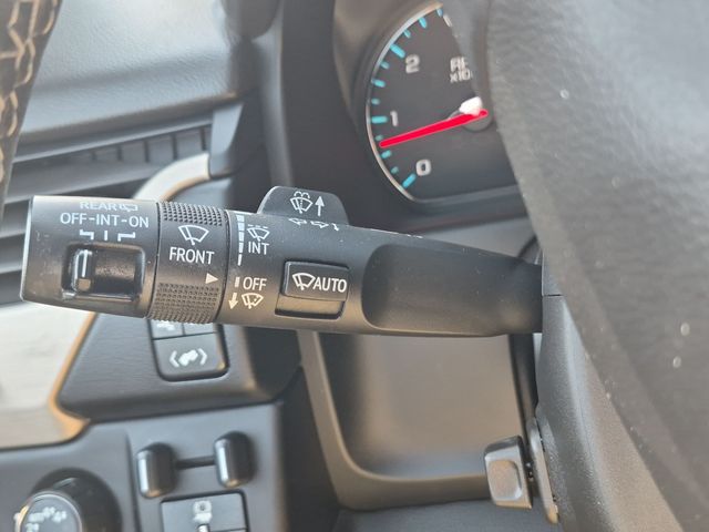 Thumbnail: 2020 GMC Yukon XL - 32