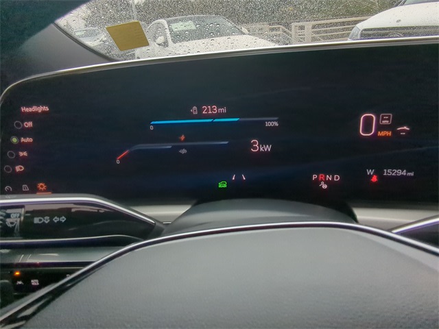 Thumbnail: 2024 Cadillac Lyriq - 38