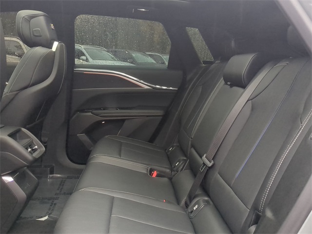 Thumbnail: 2024 Cadillac Lyriq - 29