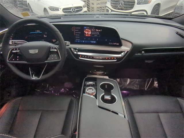 Thumbnail: 2024 Cadillac Lyriq - 9