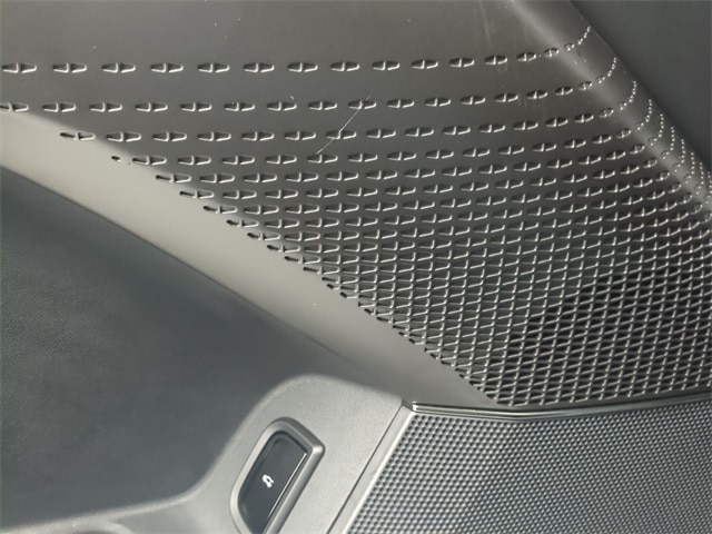 Thumbnail: 2024 Cadillac Lyriq - 36