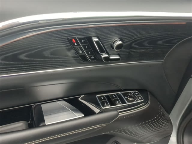 Thumbnail: 2024 Cadillac Lyriq - 27