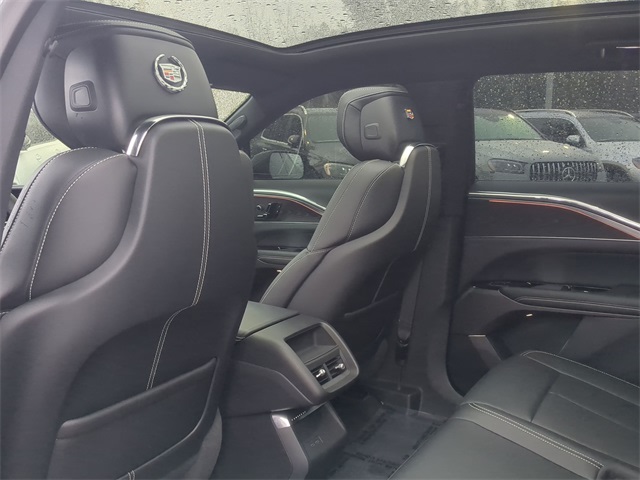 Thumbnail: 2024 Cadillac Lyriq - 12