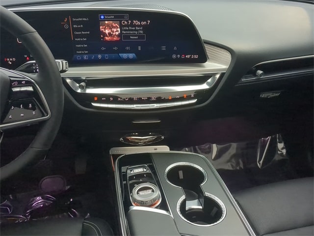 Thumbnail: 2024 Cadillac Lyriq - 15