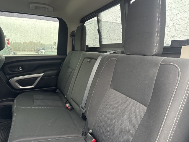 Thumbnail: 2016 Nissan Titan - 14