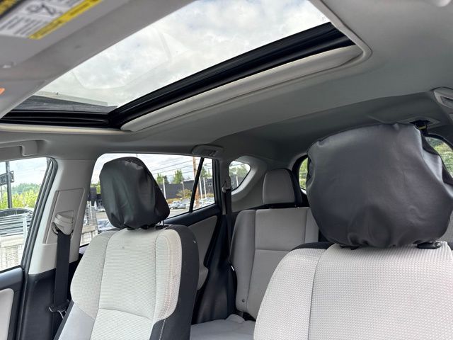 Thumbnail: 2018 Toyota RAV4 - 15