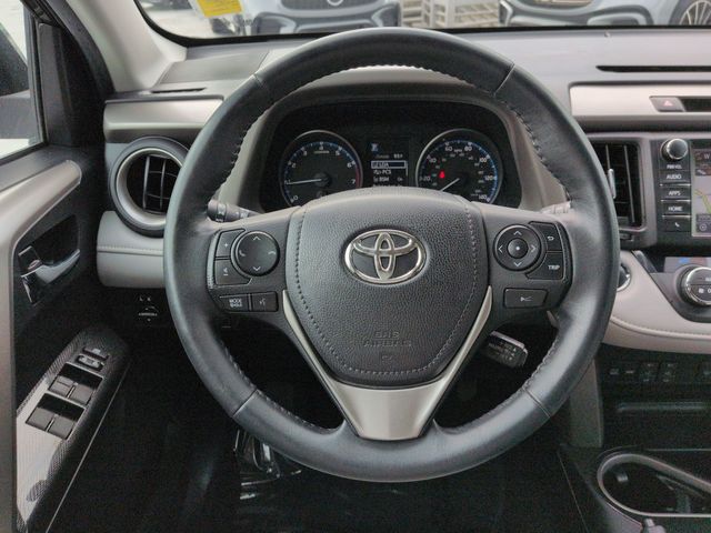 Thumbnail: 2018 Toyota RAV4 - 15