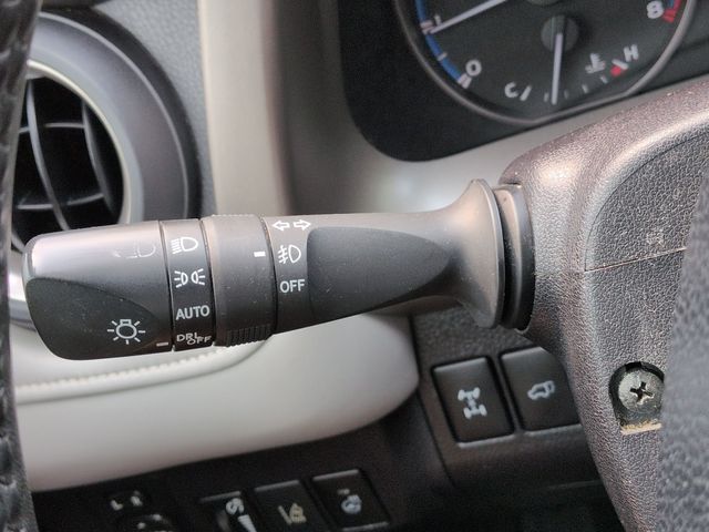 Thumbnail: 2018 Toyota RAV4 - 34