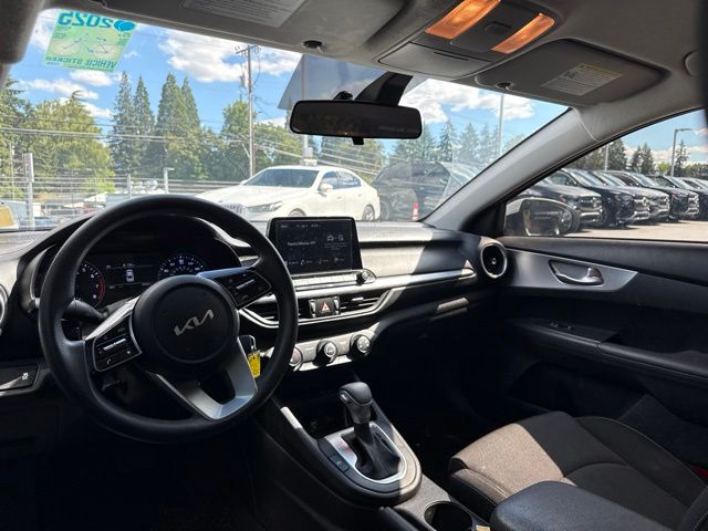 Thumbnail: 2023 Kia Forte - 2