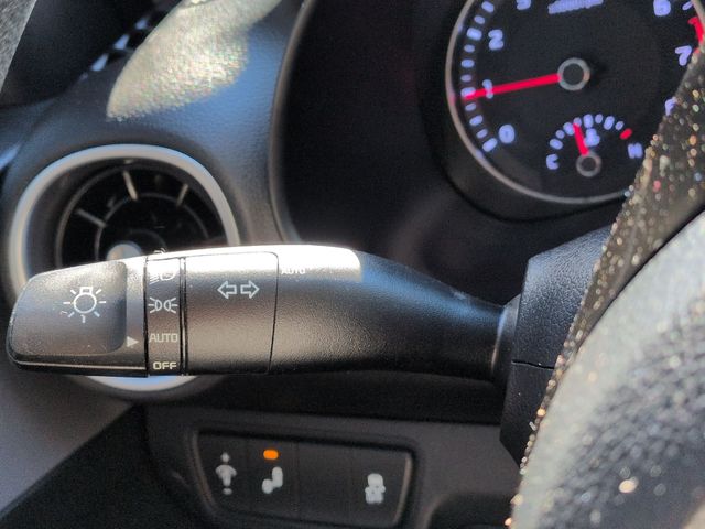 Thumbnail: 2023 Kia Forte - 31