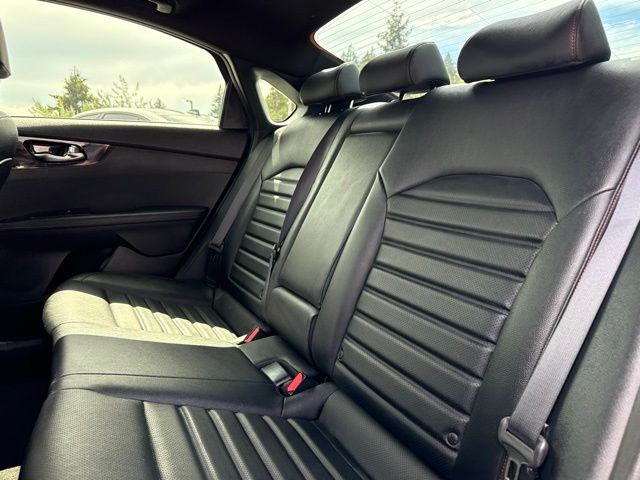 Thumbnail: 2022 Kia Forte - 14