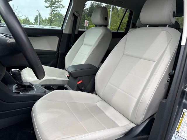 Thumbnail: 2021 Volkswagen Tiguan - 7