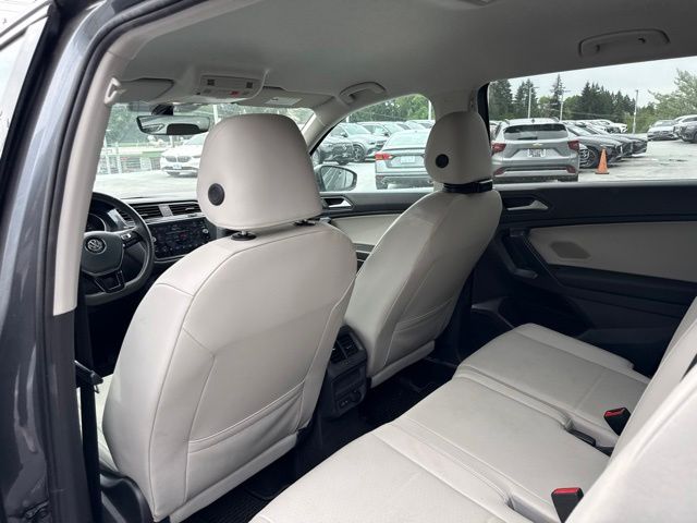Thumbnail: 2021 Volkswagen Tiguan - 8