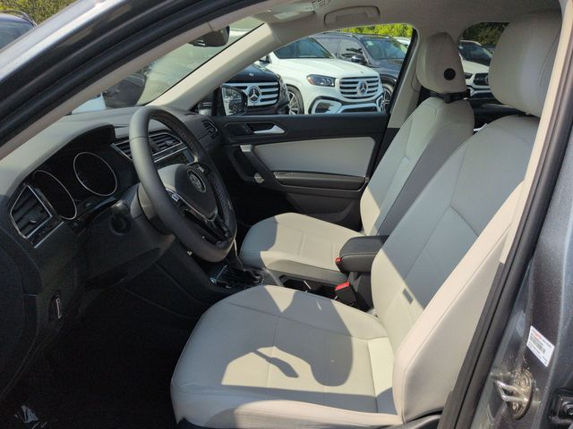 Thumbnail: 2021 Volkswagen Tiguan - 11