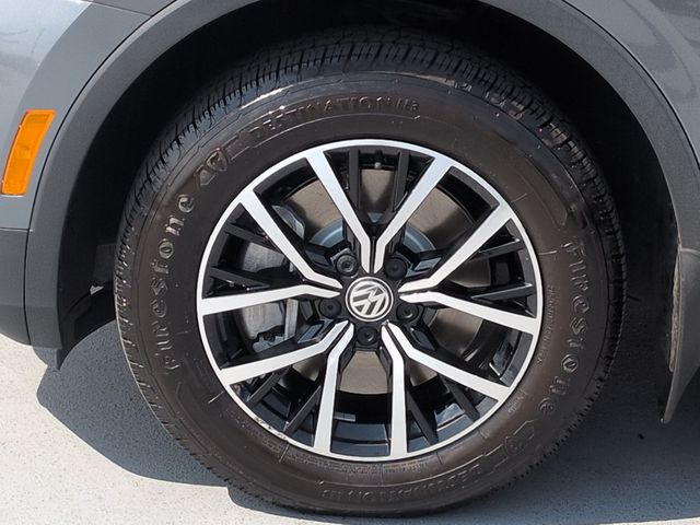Thumbnail: 2021 Volkswagen Tiguan - 8