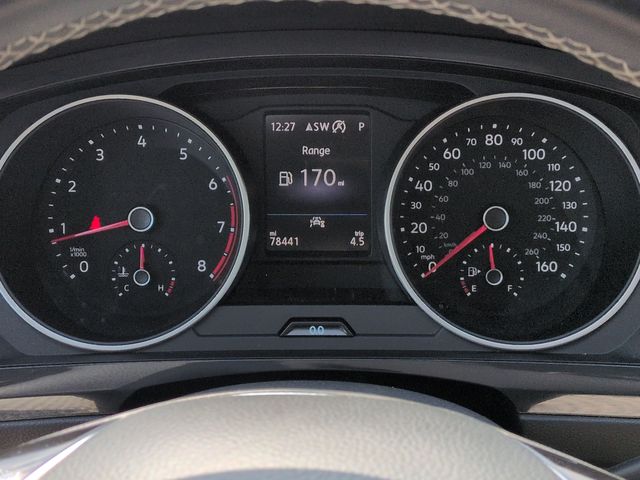 Thumbnail: 2021 Volkswagen Tiguan - 17