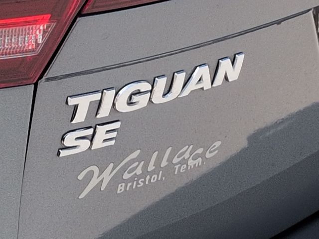 Thumbnail: 2021 Volkswagen Tiguan - 25