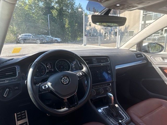 Thumbnail: 2019 Volkswagen Golf - 2