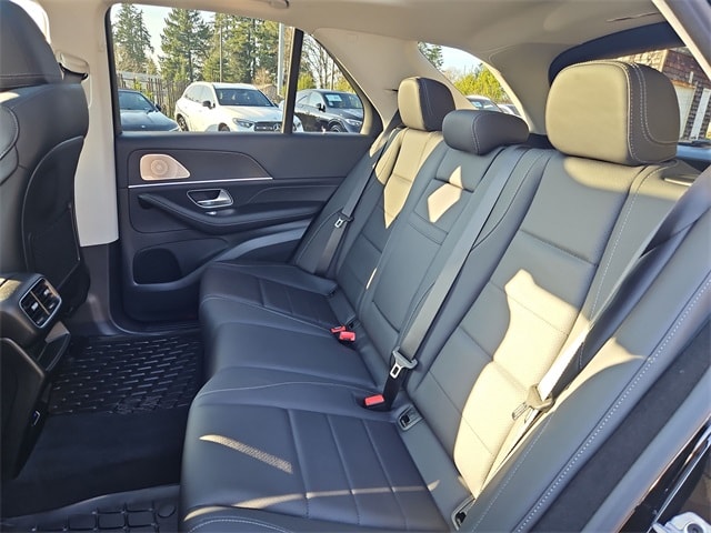 Thumbnail: 2026 Mercedes-Benz GLE - 29